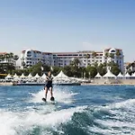 Hotel Barrière Le Majestic 5*