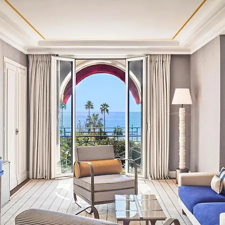 Barriere Le Majestic Otel 5*