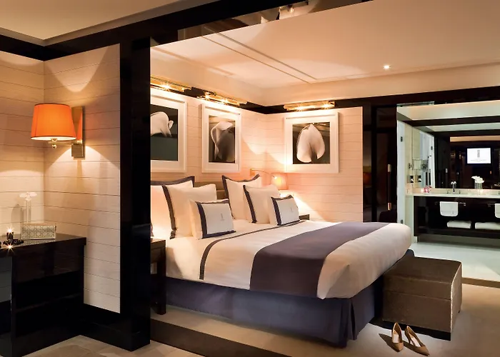 Barriere Le Majestic Otel