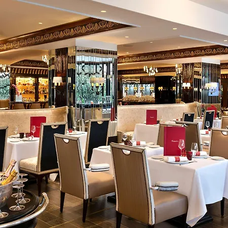 Barriere Le Majestic Hotel 5*