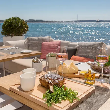 Barriere Le Majestic 5*