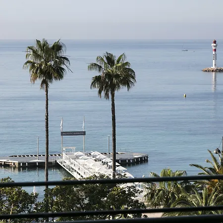 Barriere Le Majestic