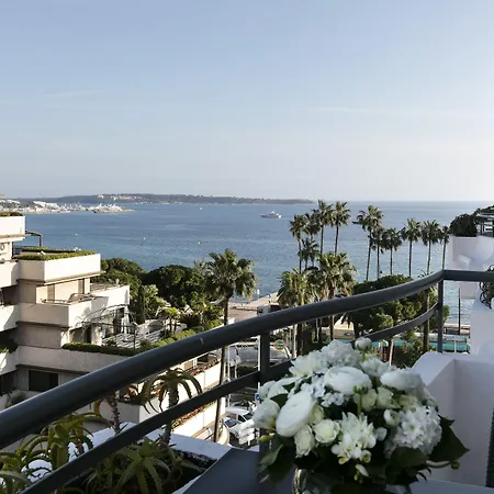 Barriere Le Majestic