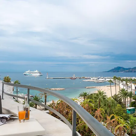 Barriere Le Majestic 5*