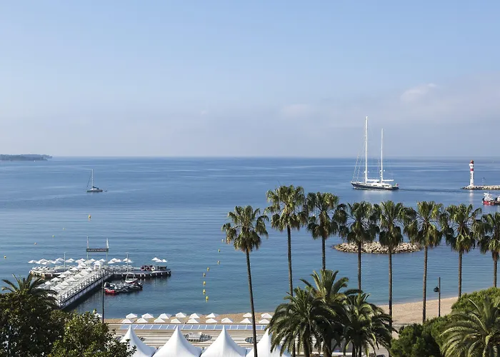 Hotel Barriere Le Majestic