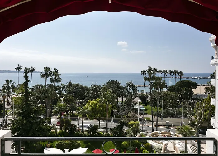 باريير لو ماجستيك فندق 5*